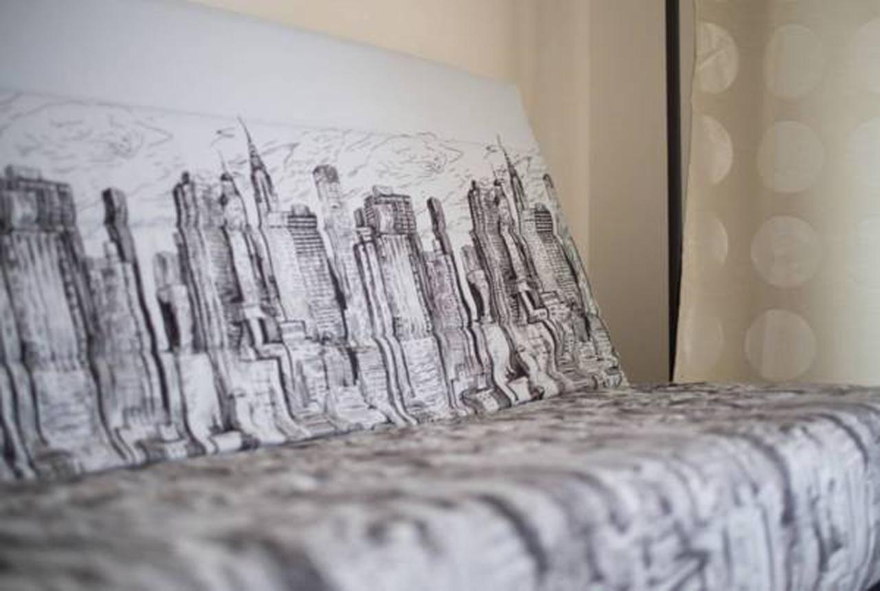 The White House Apartment *